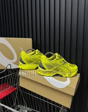 Asics Gel-Nimbus 10.1 Bright Yellow Sneakers