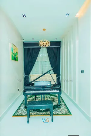 Prince Macus Interior