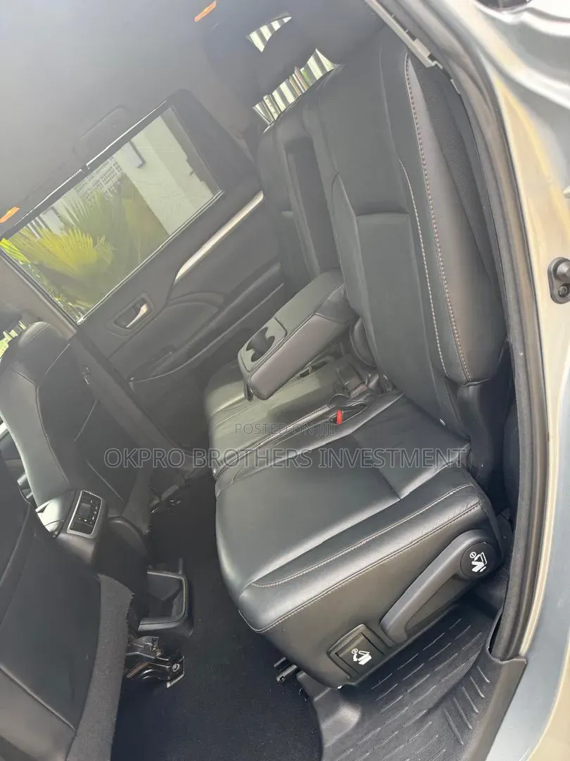Toyota Highlander 2016 Silver