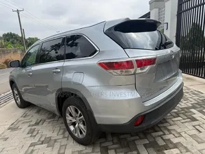 Toyota Highlander 2016 Silver