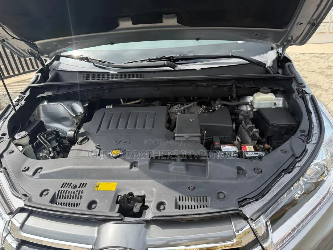 Toyota Highlander 2016 Silver