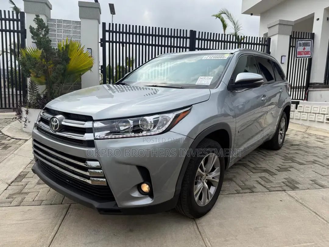 Toyota Highlander 2016 Silver
