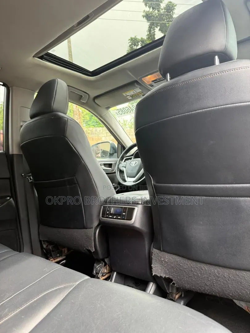 Toyota Highlander 2016 Silver