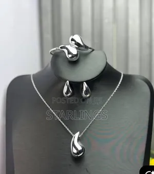 Tear Drop Silver Set
