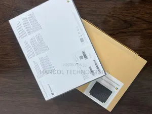 New Laptop Microsoft Surface Pro 9 16GB Intel Core i7 SSD 256GB