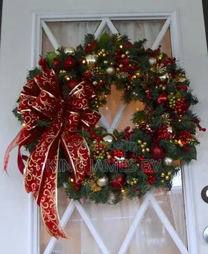 Christmas Wreath – Elegant Holiday Door Decoration