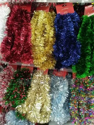 Tinsel Garland – Sparkling Christmas Decoration