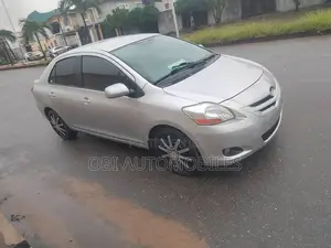 Toyota Yaris 2009 Silver