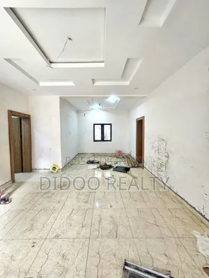3bdrm Block of Flats in Utako for rent
