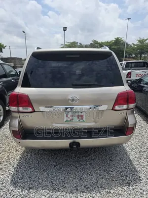 Toyota Land Cruiser 2009 Gold