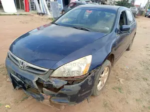 Honda Accord 2005 Blue