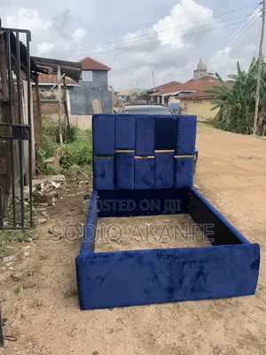 Bed Frame 4.5by5