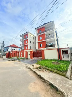 4bdrm Apartment in Ikeja Gra Lagos for sale