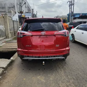 Toyota RAV4 XLE AWD (2.5L 4cyl 6A) 2016 Burgundy