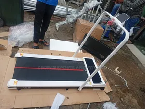 2.5 Hp American Fitness Platform Treadmill