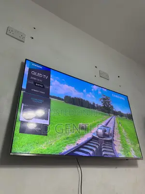 55 Inch Samsung Qled Frameless Uhd HDR Full Smart Tv With Netflix