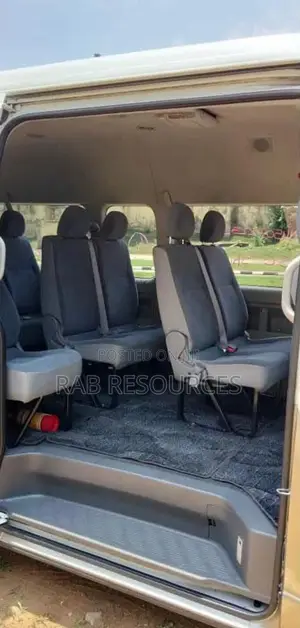 Toyota Hiace Hummer Bus For Lease, Rent Or Hire