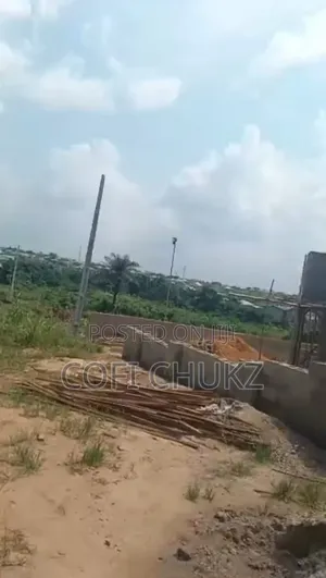 Land in Mowe-Ofada
