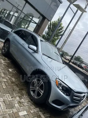 Mercedes-Benz GLC-Class 2017 Blue