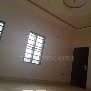 5bdrm Duplex in Crown Vista Estate, Sabon Lugbe for sale
