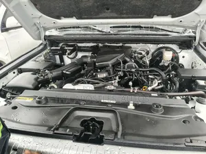 Toyota Land Cruiser Prado 2024 White