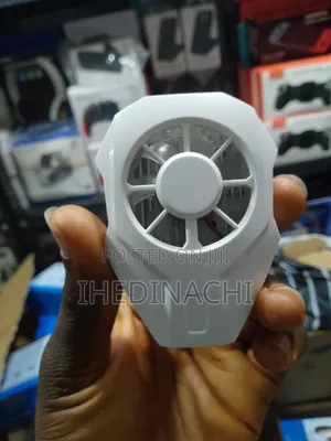 Magnetic Phone Cooler With Ice