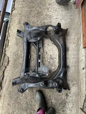 Front Engine Beam GLK 350