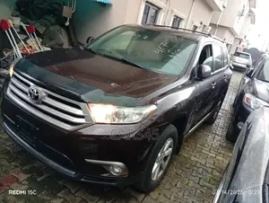 Toyota Highlander 2011 Red