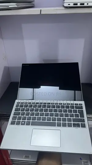 Laptop HP Elite x2 1013 G3 8GB Intel Core i5 SSD 256GB
