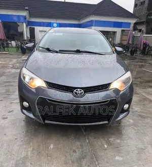 Toyota Corolla 2016 Blue