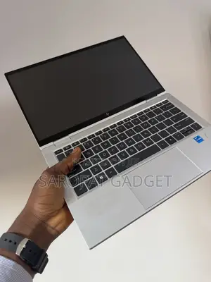 Laptop HP EliteBook 1040 G8 16GB Intel Core i7 SSD 256GB
