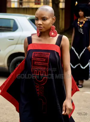 Amazing Street Style Model Fashion Photoshoot