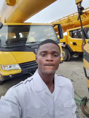 Mobile Crane Operator