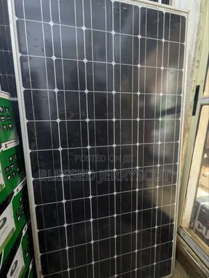 Canadian 250watts Mono-Crystalline Solar Panel (72cells) in Stock.