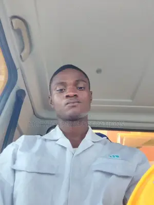 Mobile Crane Operator