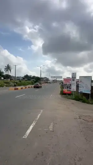 Exciting 2 Plots of Land in a Commercial Area
