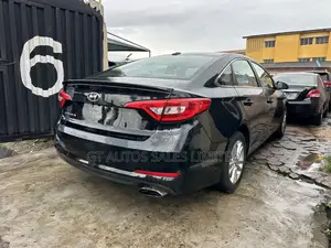 Hyundai Sonata Sport Sedan FWD (2.4L 4cyl 6A) 2017 Black