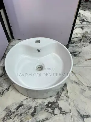 Round Countertop Basin Mixer With Tap Hole