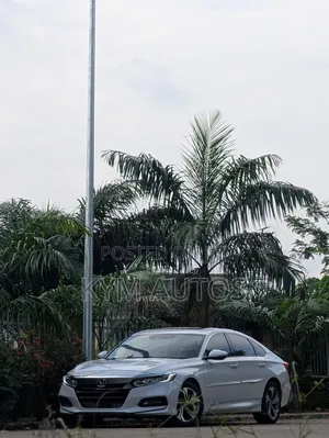Honda Accord 2018 White