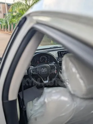Honda Accord 2018 White