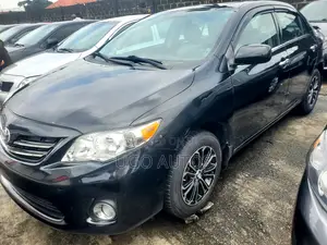 Toyota Corolla LE 4dr Sedan (1.8L 4cyl 4A) 2010 Black