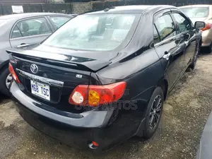 Toyota Corolla LE 4dr Sedan (1.8L 4cyl 4A) 2010 Black