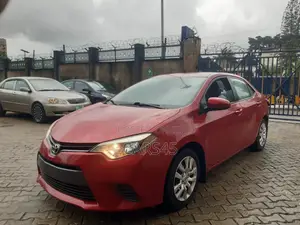 Toyota Corolla 2016 Red