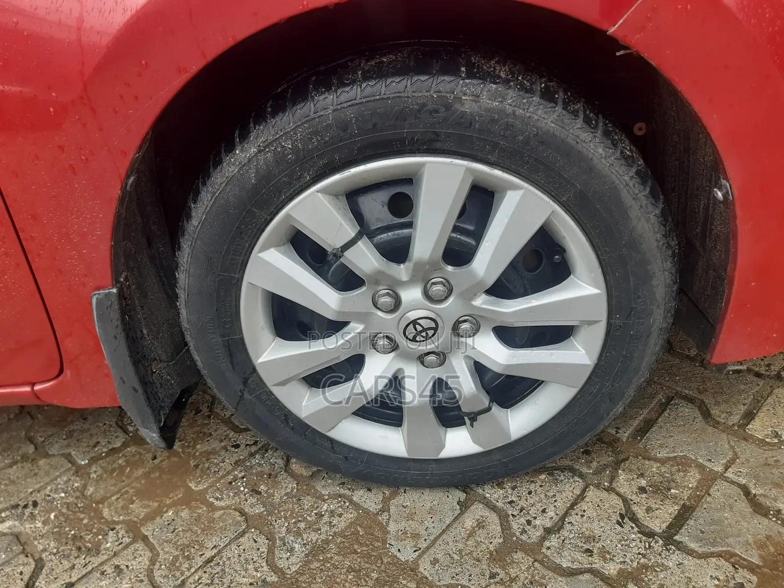 Toyota Corolla 2016 Red
