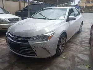 Toyota Camry 2015 White
