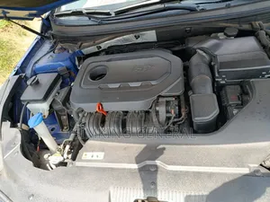 Hyundai Sonata SE PZEV 4dr Sedan (2.4L 4cyl 6A) 2015 Blue