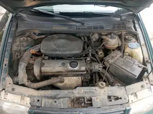 Volkswagen Polo 1998 Green