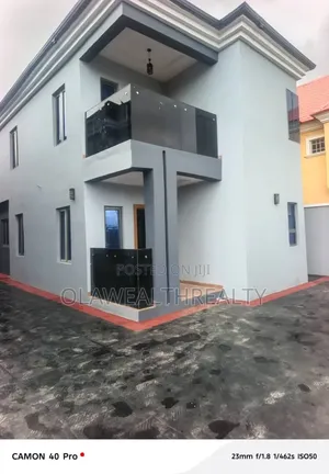 4bdrm Duplex in Okebadan Estate, Akobo for rent