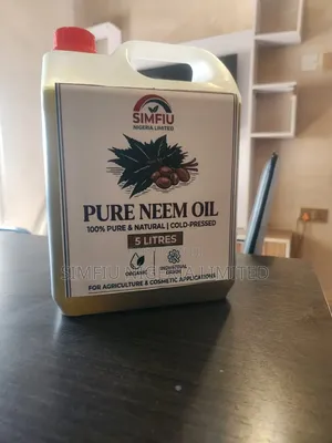Cold-Pressed Neem Oil