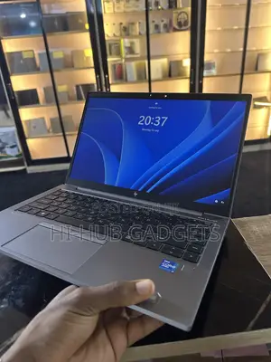 Laptop HP ZBook Firefly G8 16GB Intel Core i7 SSD 256GB